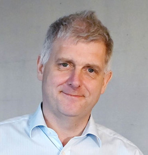 Henning Luther.